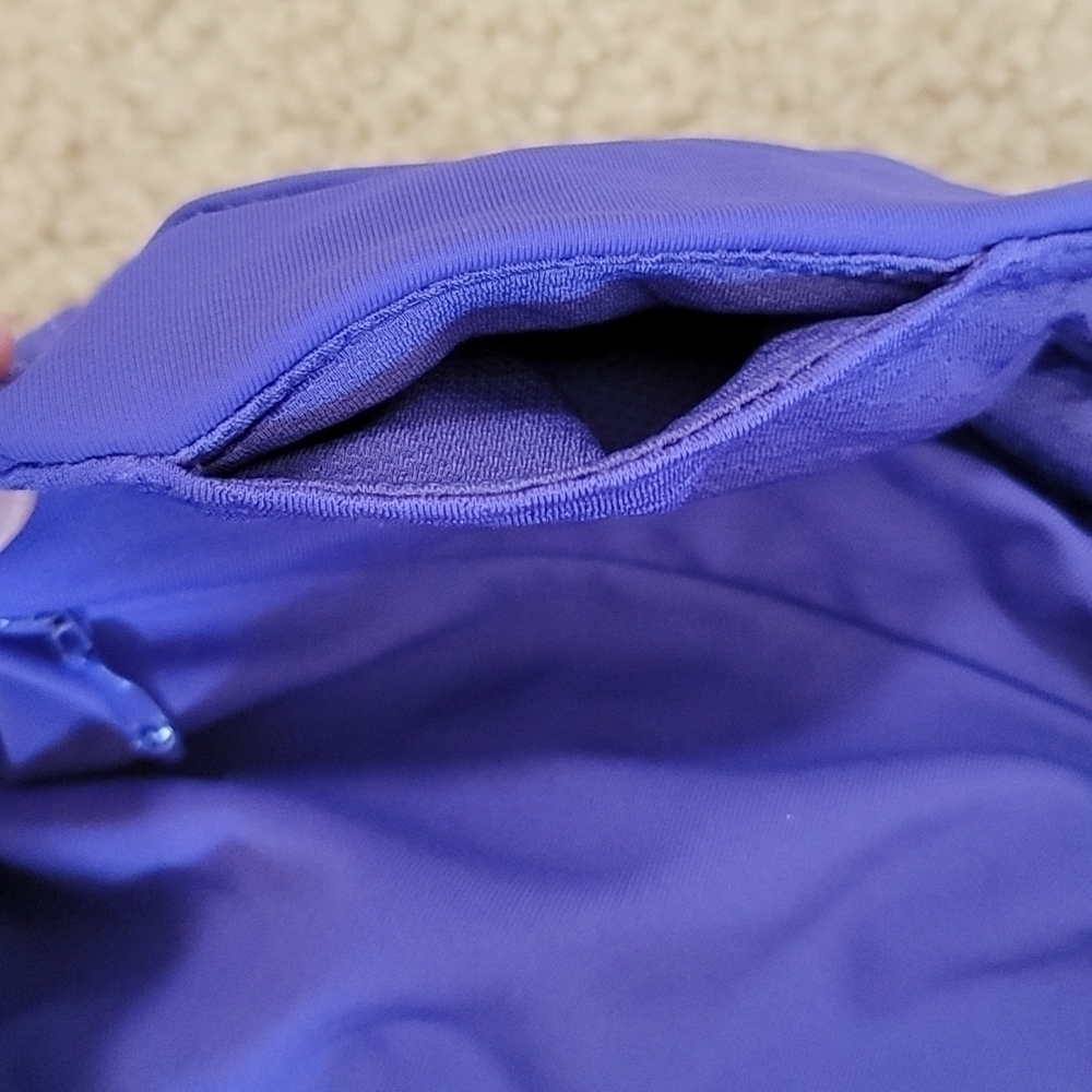 Lululemon Breezy Crops in Iris Purple Capri Cropped Leggings - Picture 8 of 8